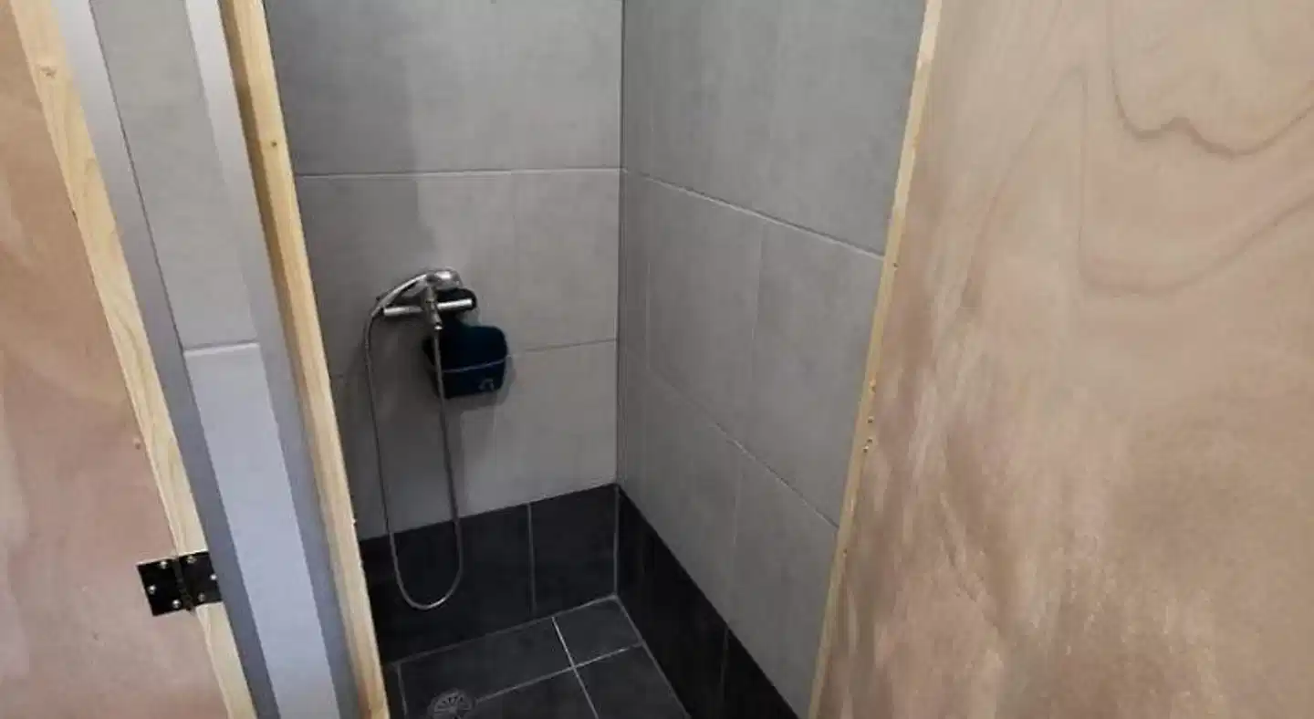 Crafoord Place Hostel Athens Badezimmer