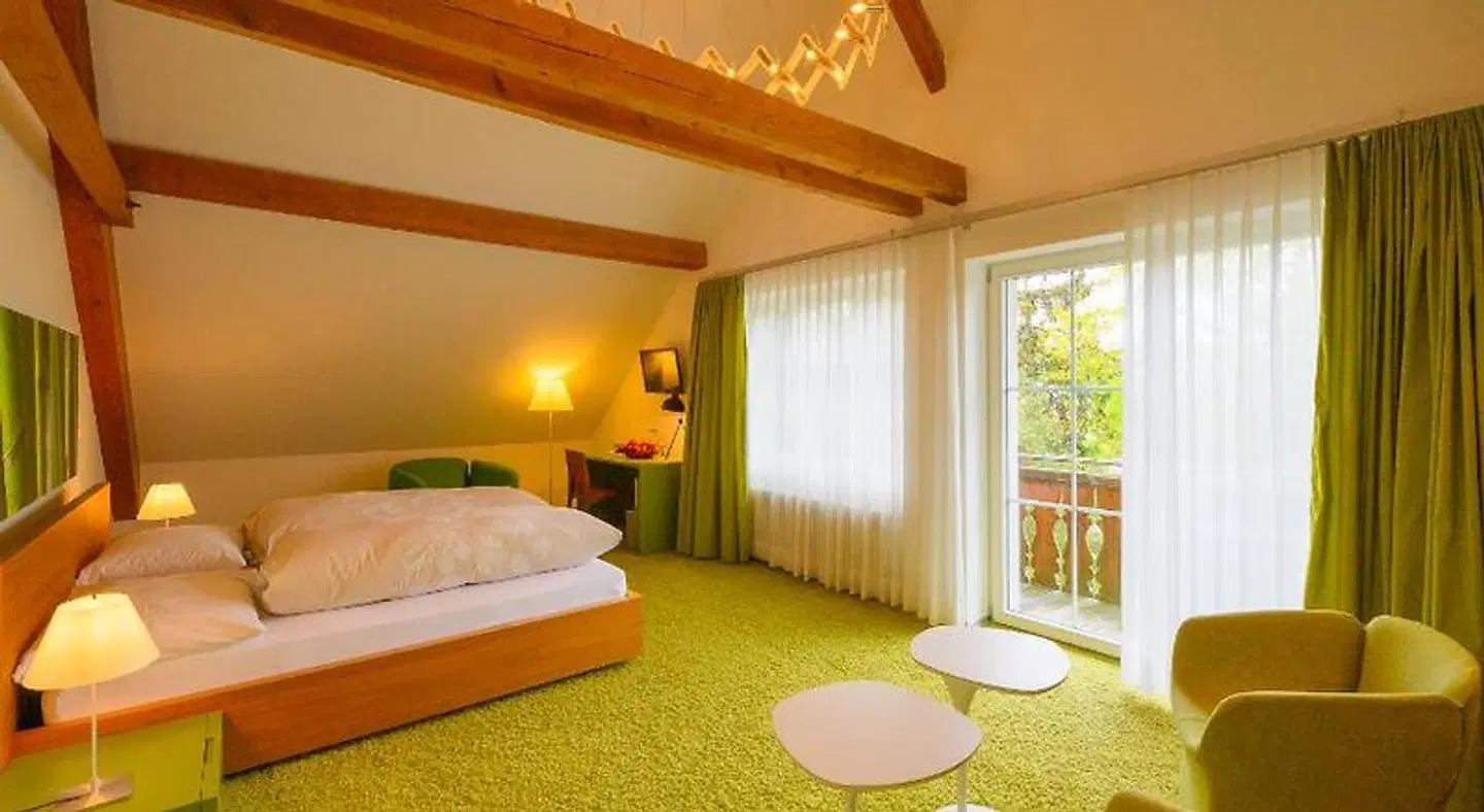 Linde ROOM_EXAMPLE
