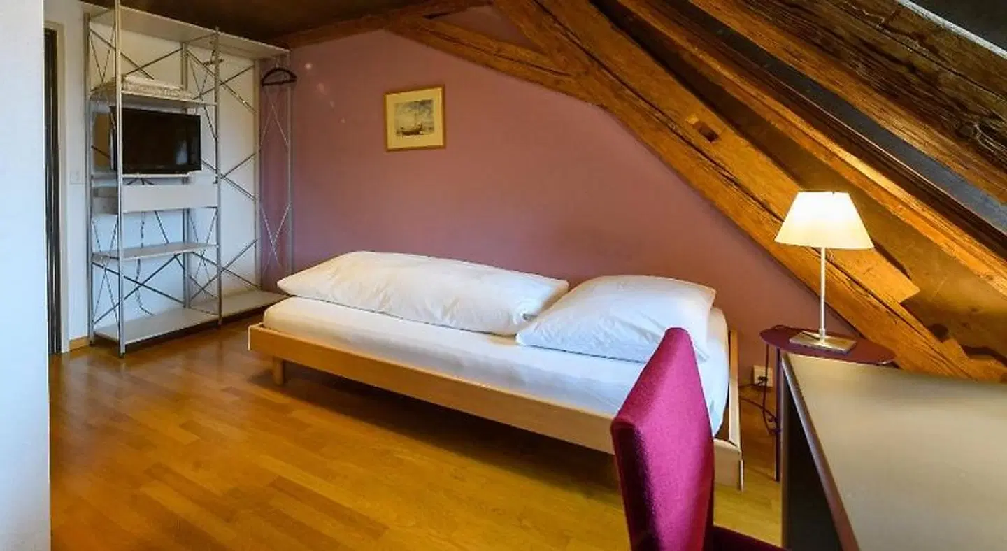 Linde ROOM_EXAMPLE