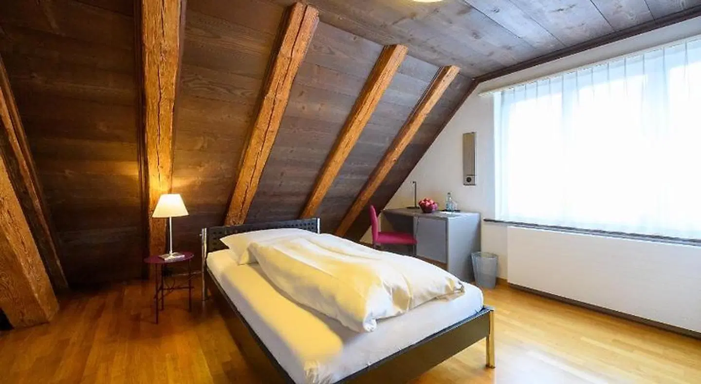 Linde ROOM_EXAMPLE