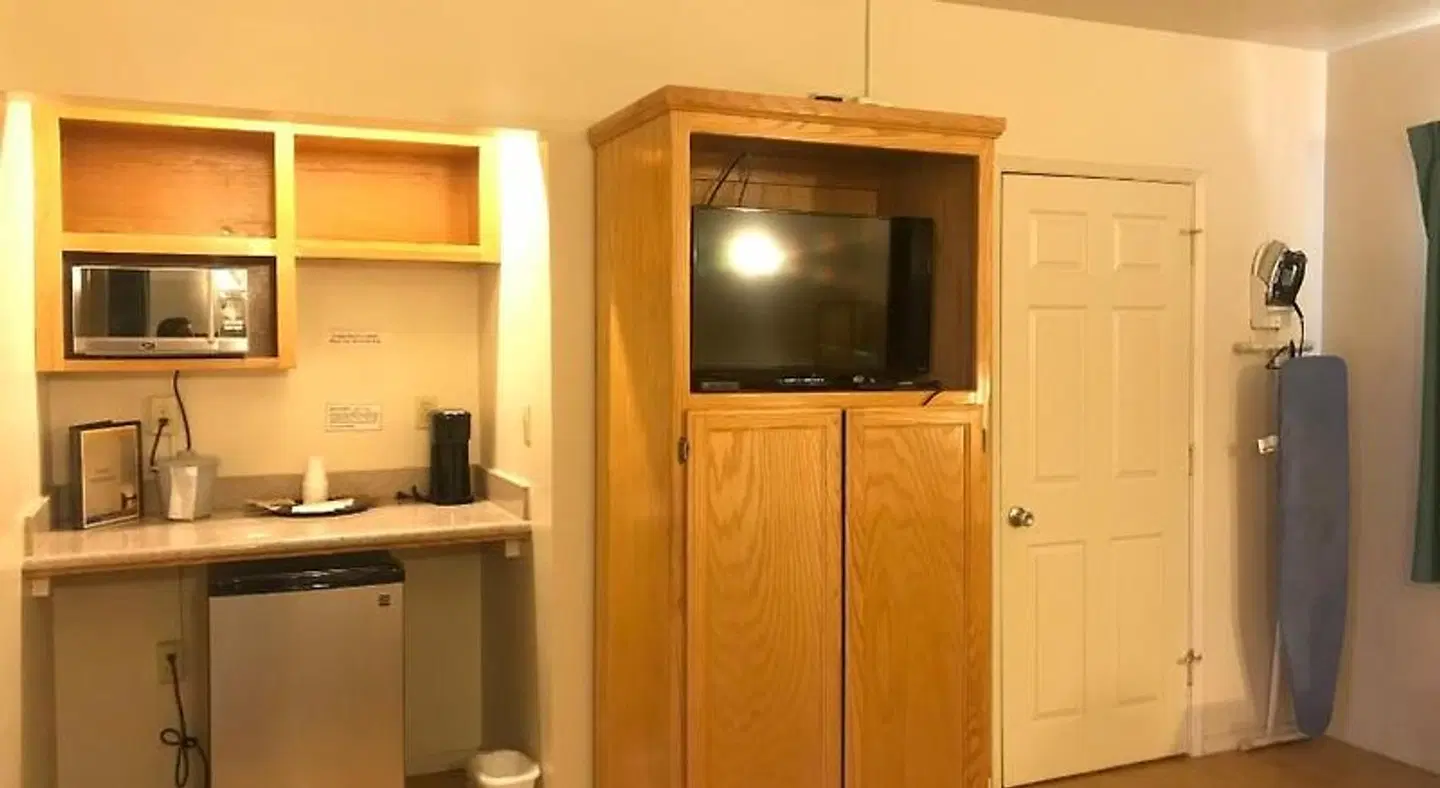 Sunrise Inn ROOM_EXAMPLE