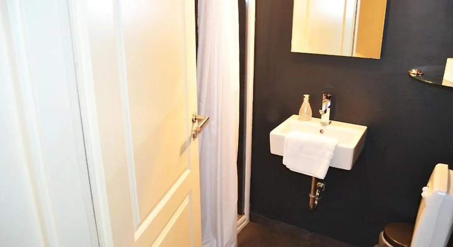 Sankt Pauli Lodge Badezimmer