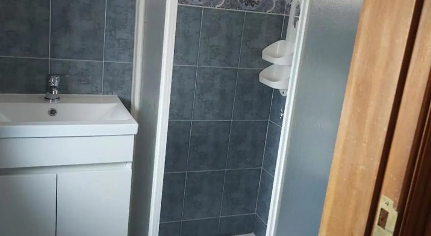 Encosta da Serra Badezimmer
