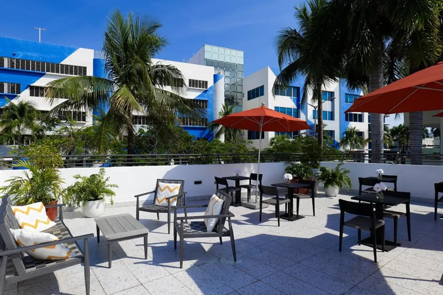 The Cove By Renzzi Terrasse