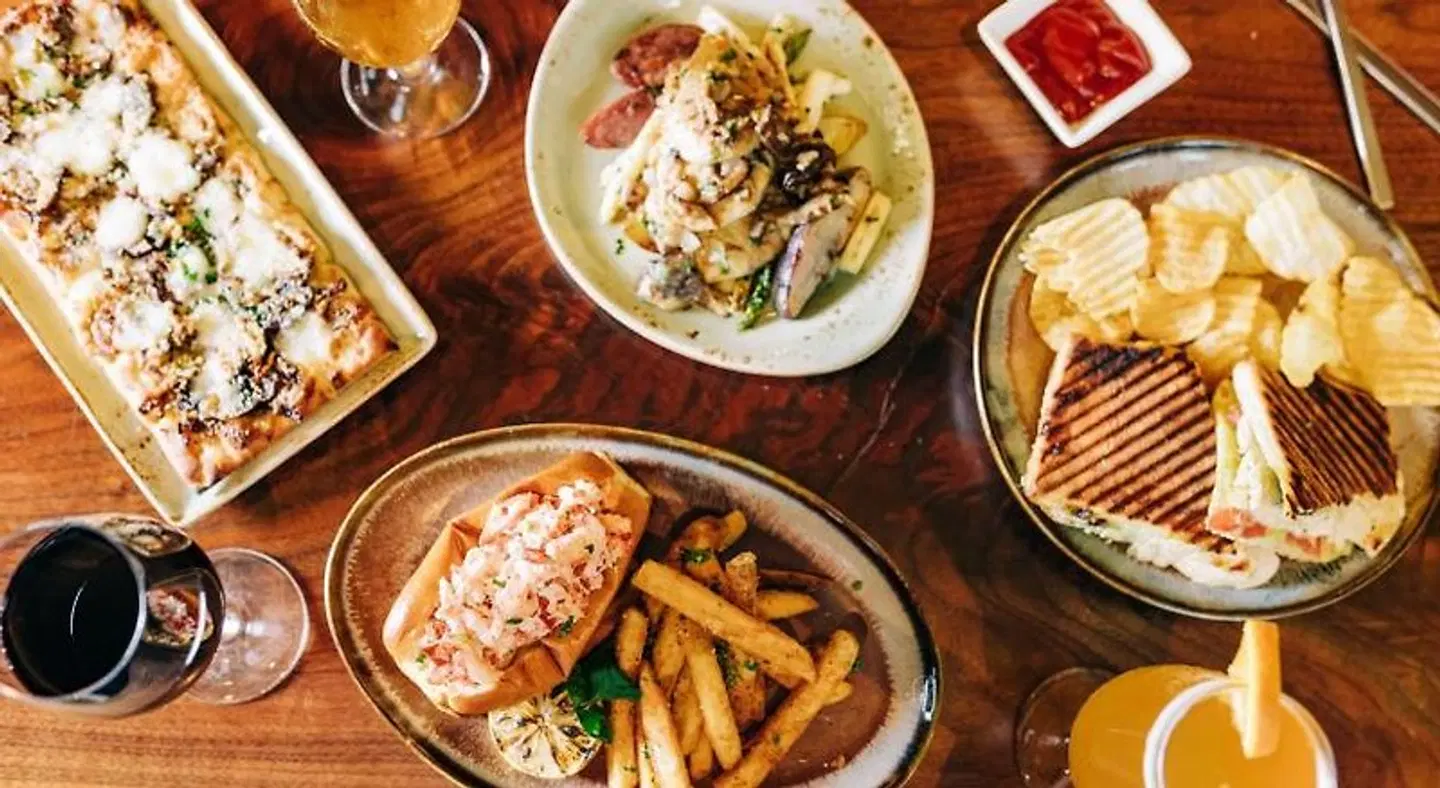 The Westin Boston Seaport District Restaurant