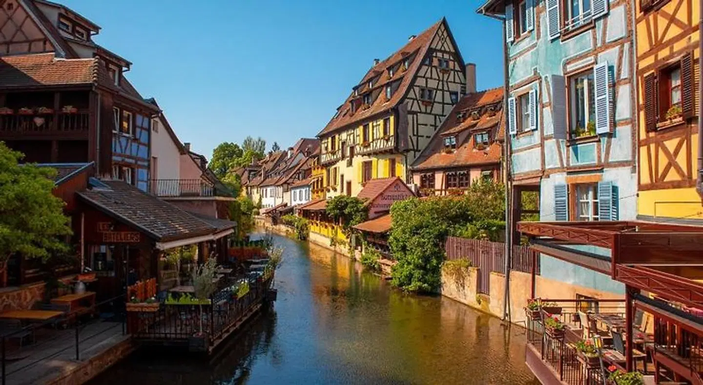 The People Strasbourg Aussenansicht