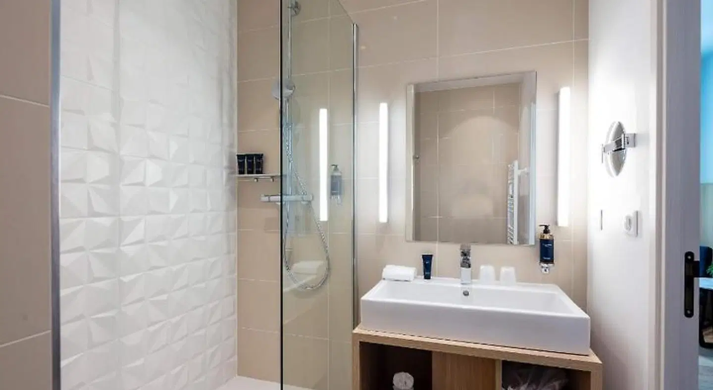 Hôtel Sainte Victoire Badezimmer