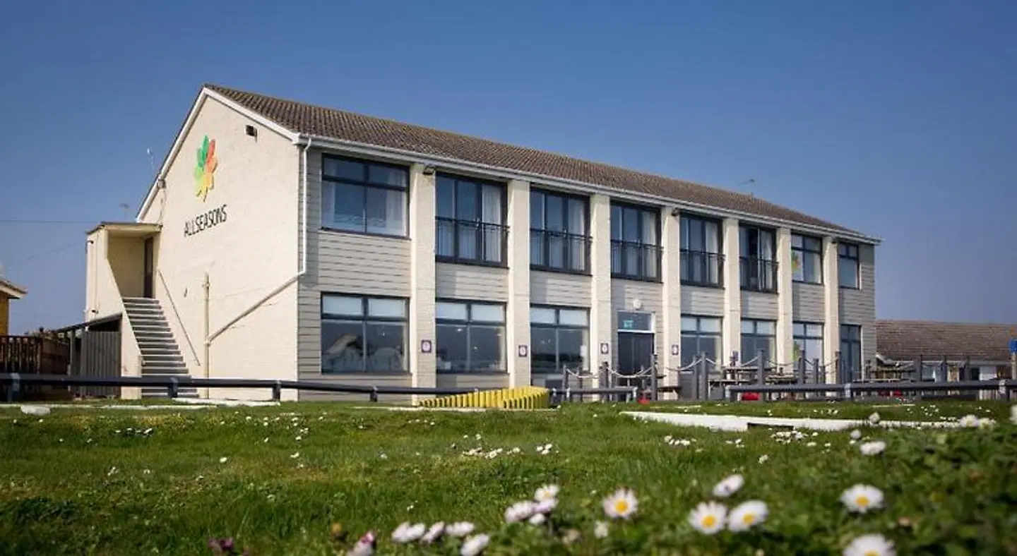 Allseasons Hotels by Tingdene EXTERIOR