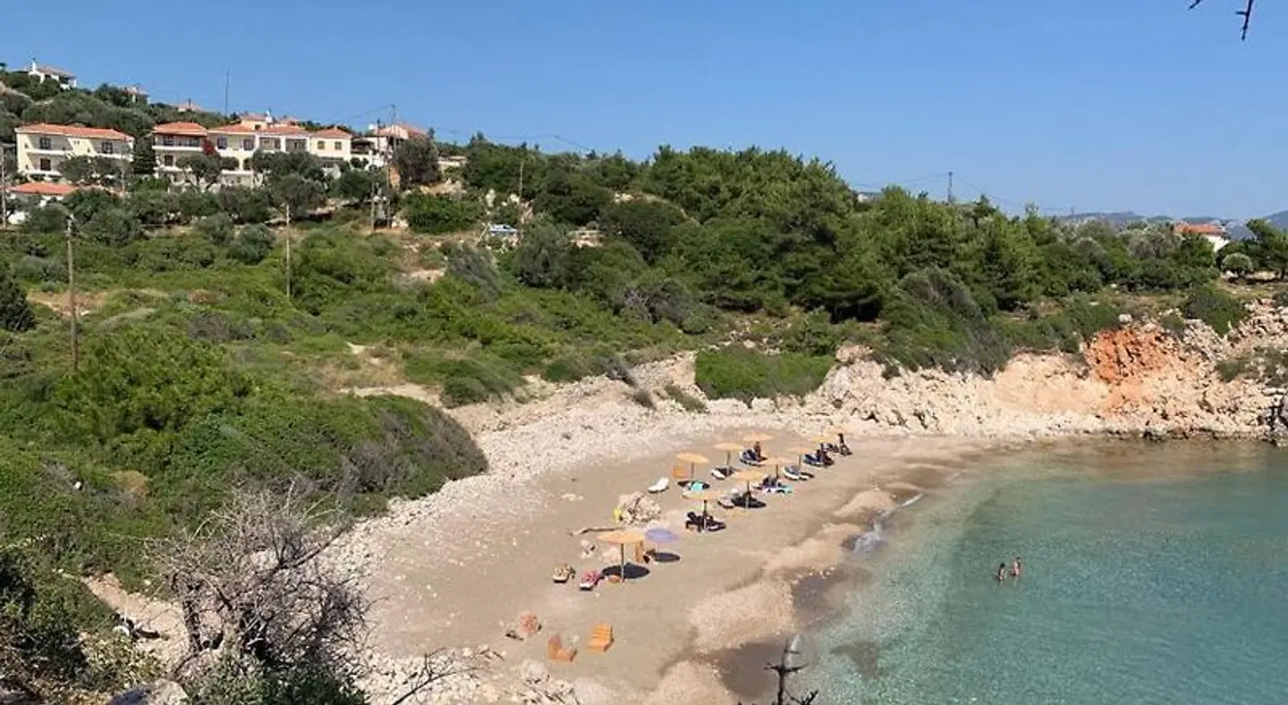 Chrisopetro Strand