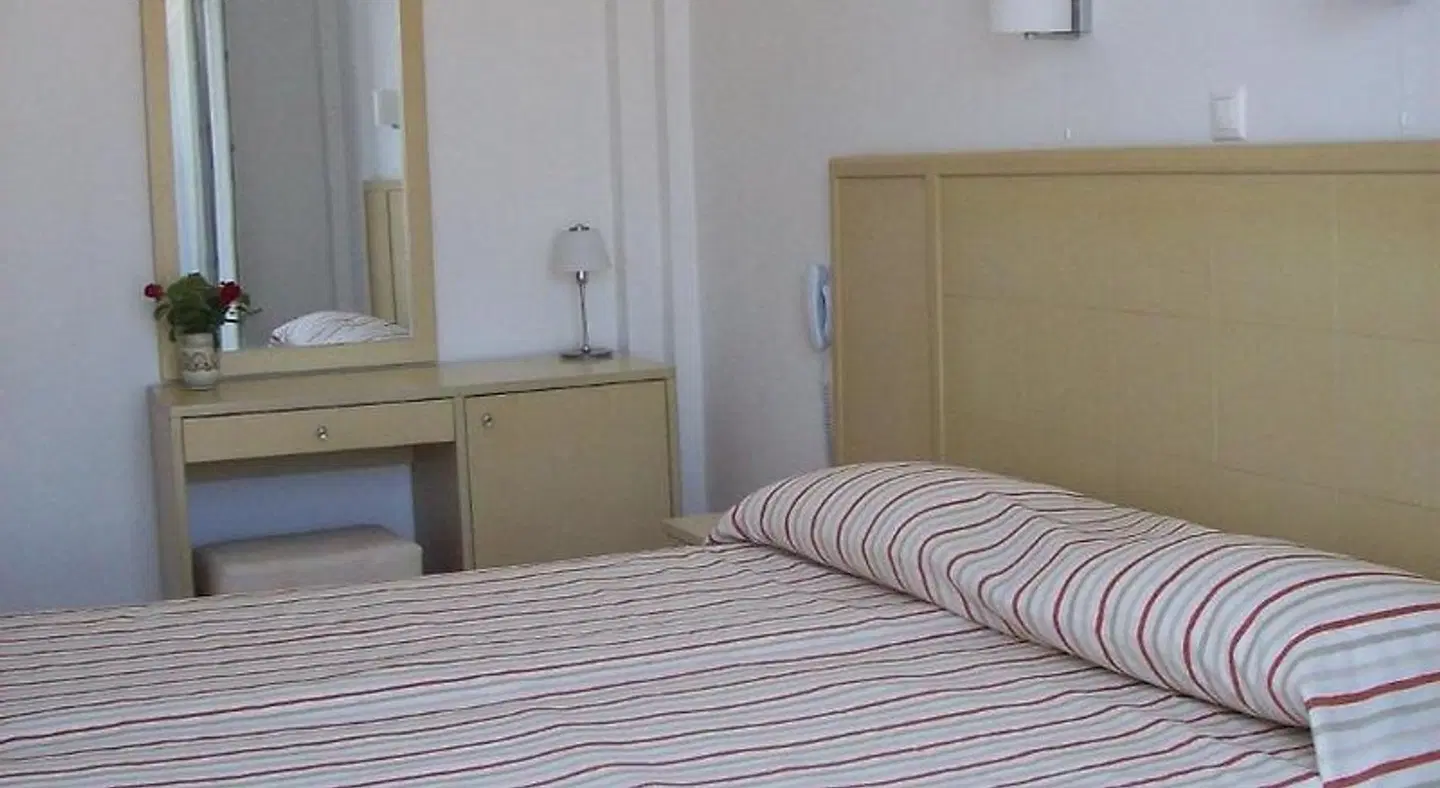 Adamantia ROOM_EXAMPLE