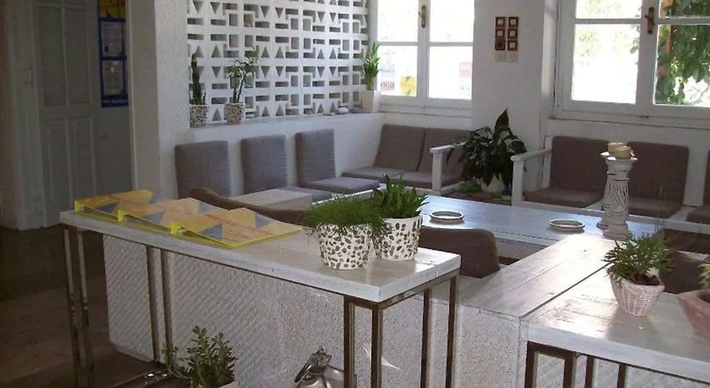 Adamantia LOUNGE_LOBBY