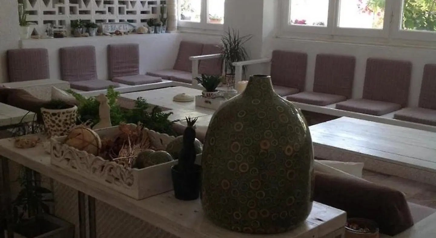 Adamantia LOUNGE_LOBBY