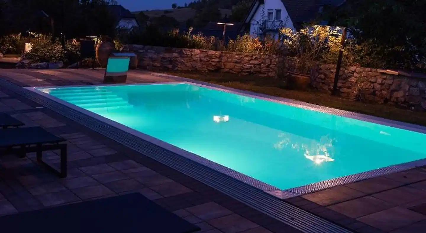 Struck Pool