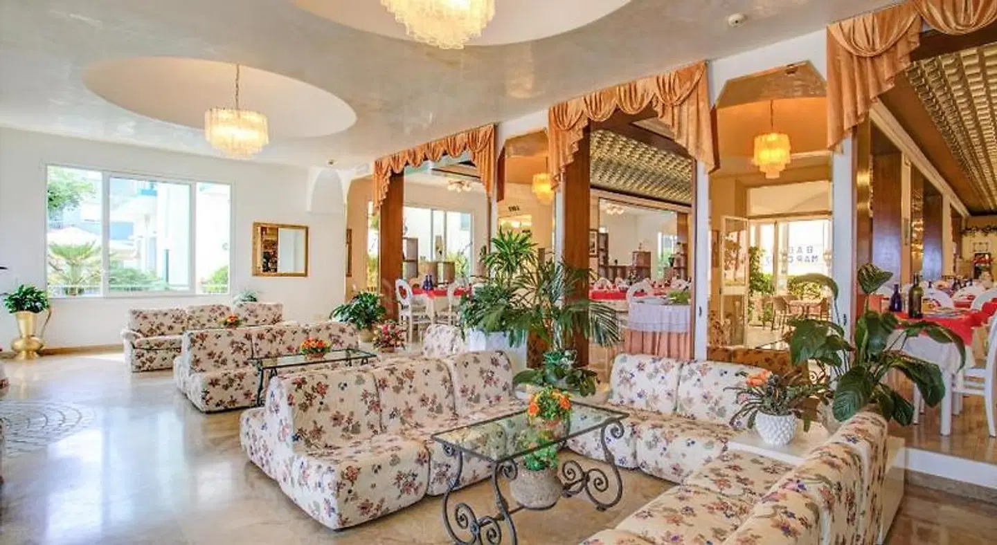 Gardenia LOUNGE_LOBBY