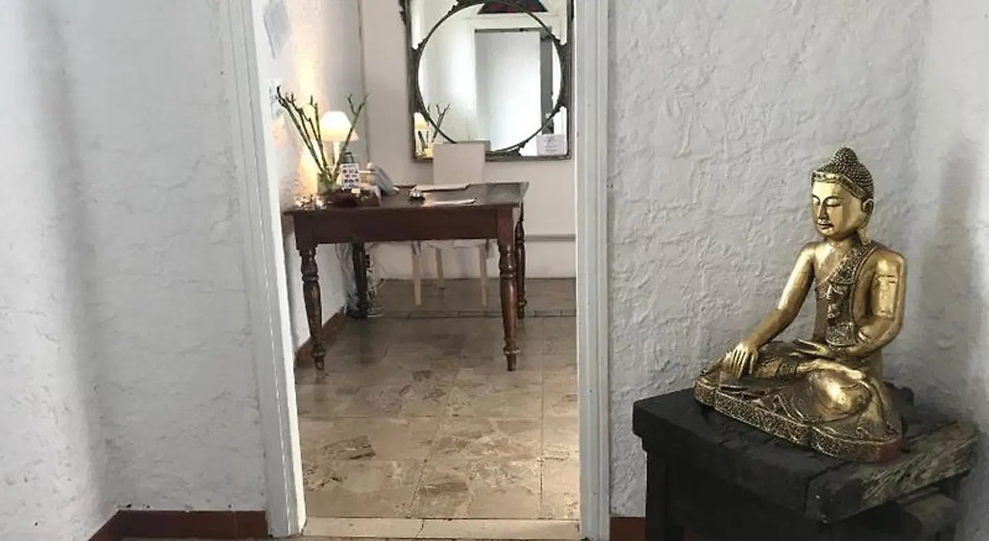 Hotel Cambogia Badezimmer