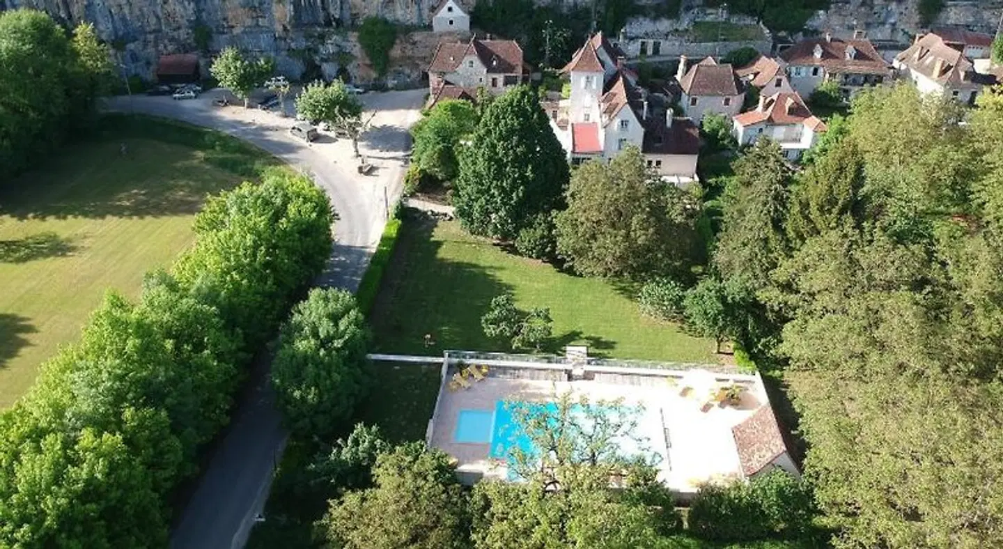 Domaine Les Falaises Garten
