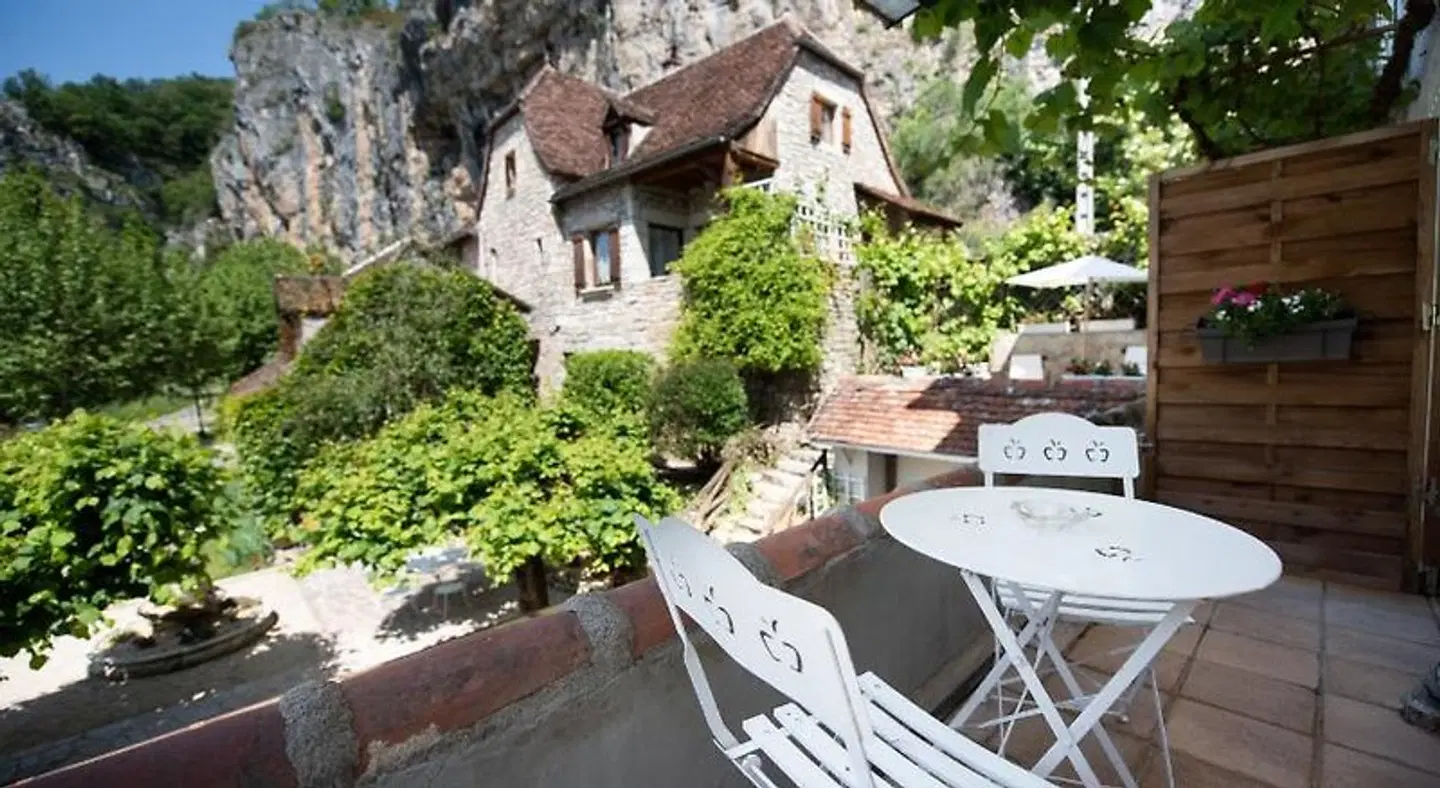 Domaine Les Falaises Terrasse
