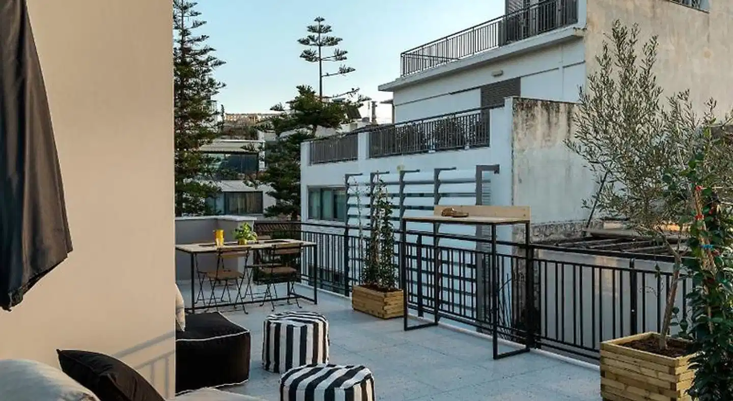 Clyde Athens by Nin&Bau Terrasse