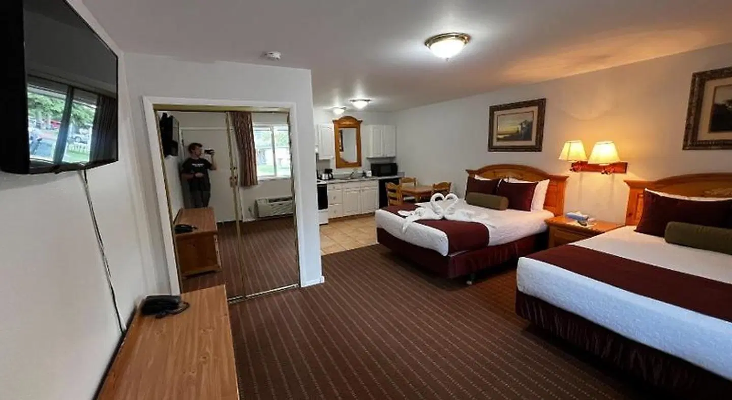 Alpine Motel HEALTH_BEAUTY