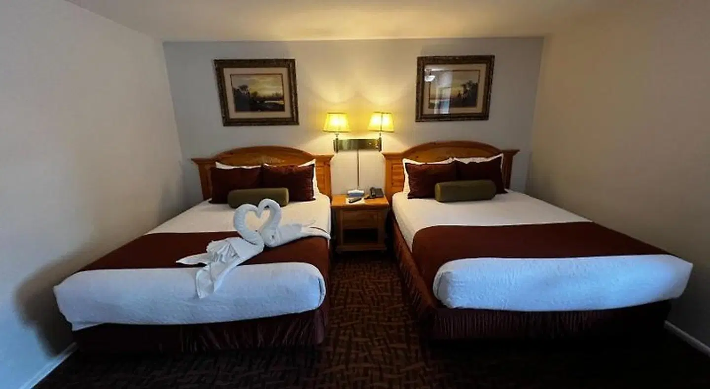 Alpine Motel ROOM_EXAMPLE