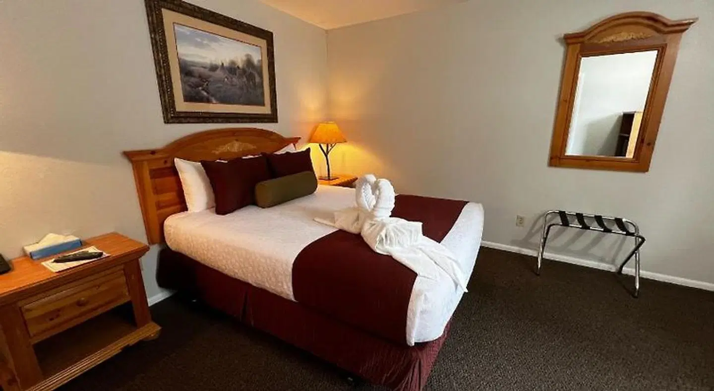 Alpine Motel ROOM_EXAMPLE