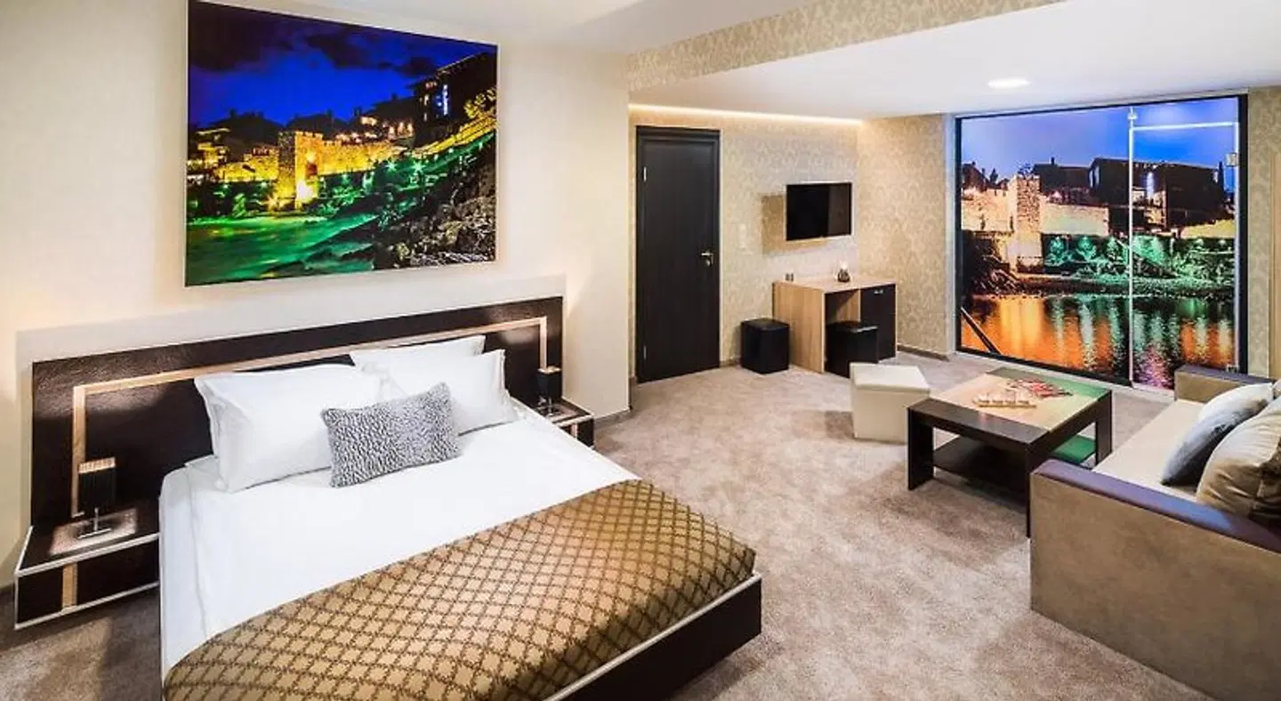 Central Point Boutique Hotel ROOM_EXAMPLE