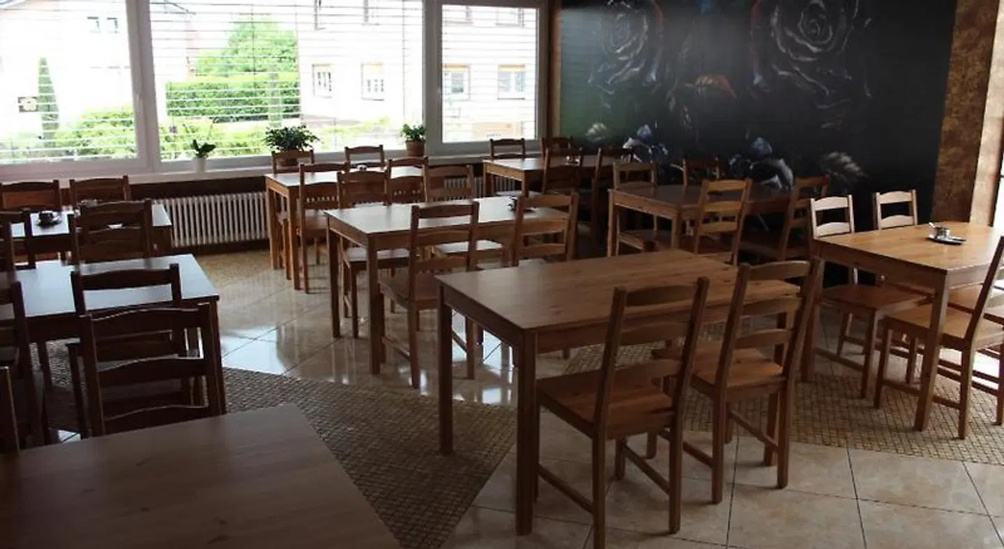 Mama Restaurant