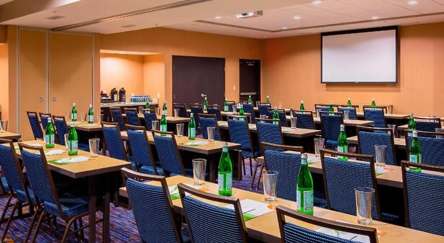 Courtyard by Marriott Bismarck North Konferenz