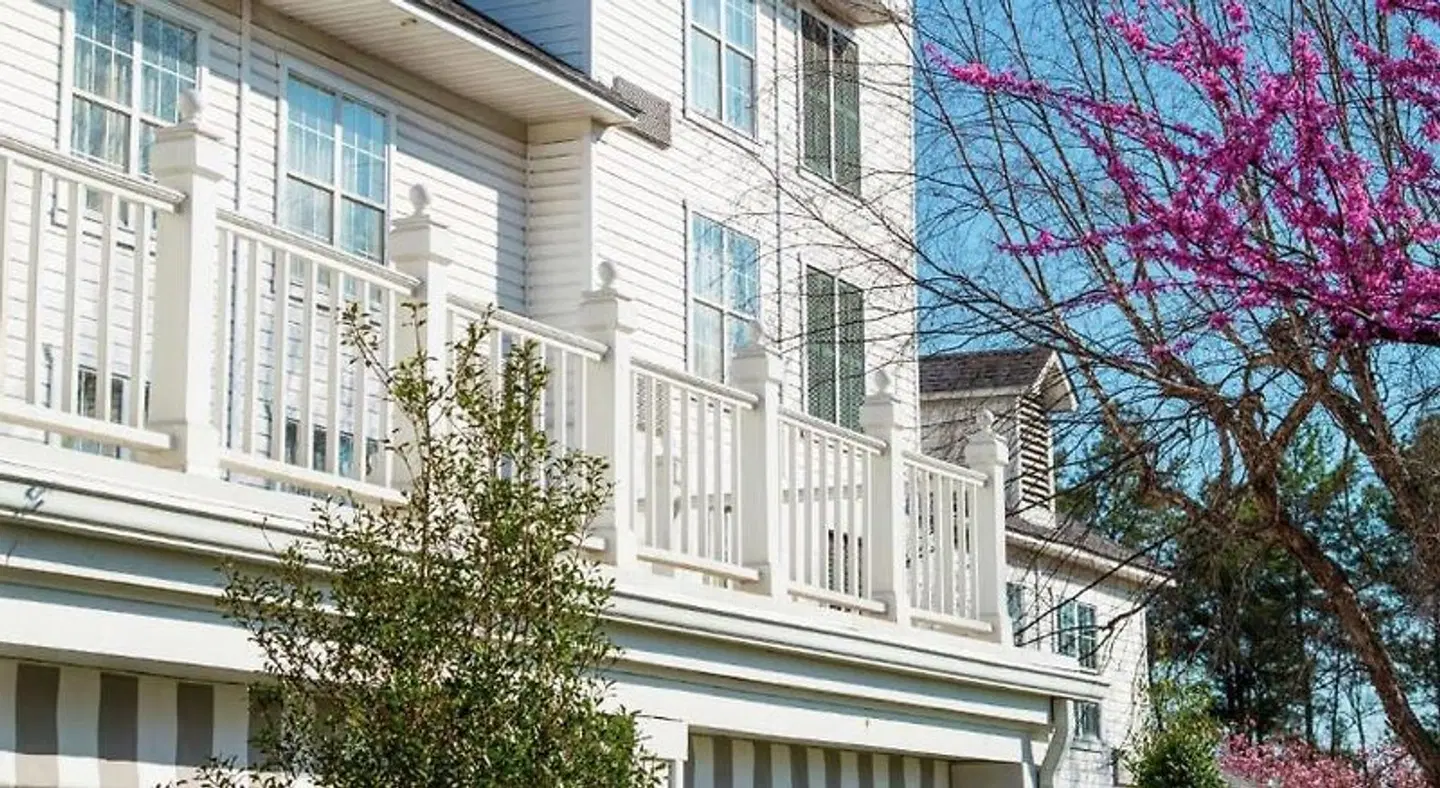 DoubleTree by Hilton Raleigh Durham Airport at Research Triangle Park EXTERIOR