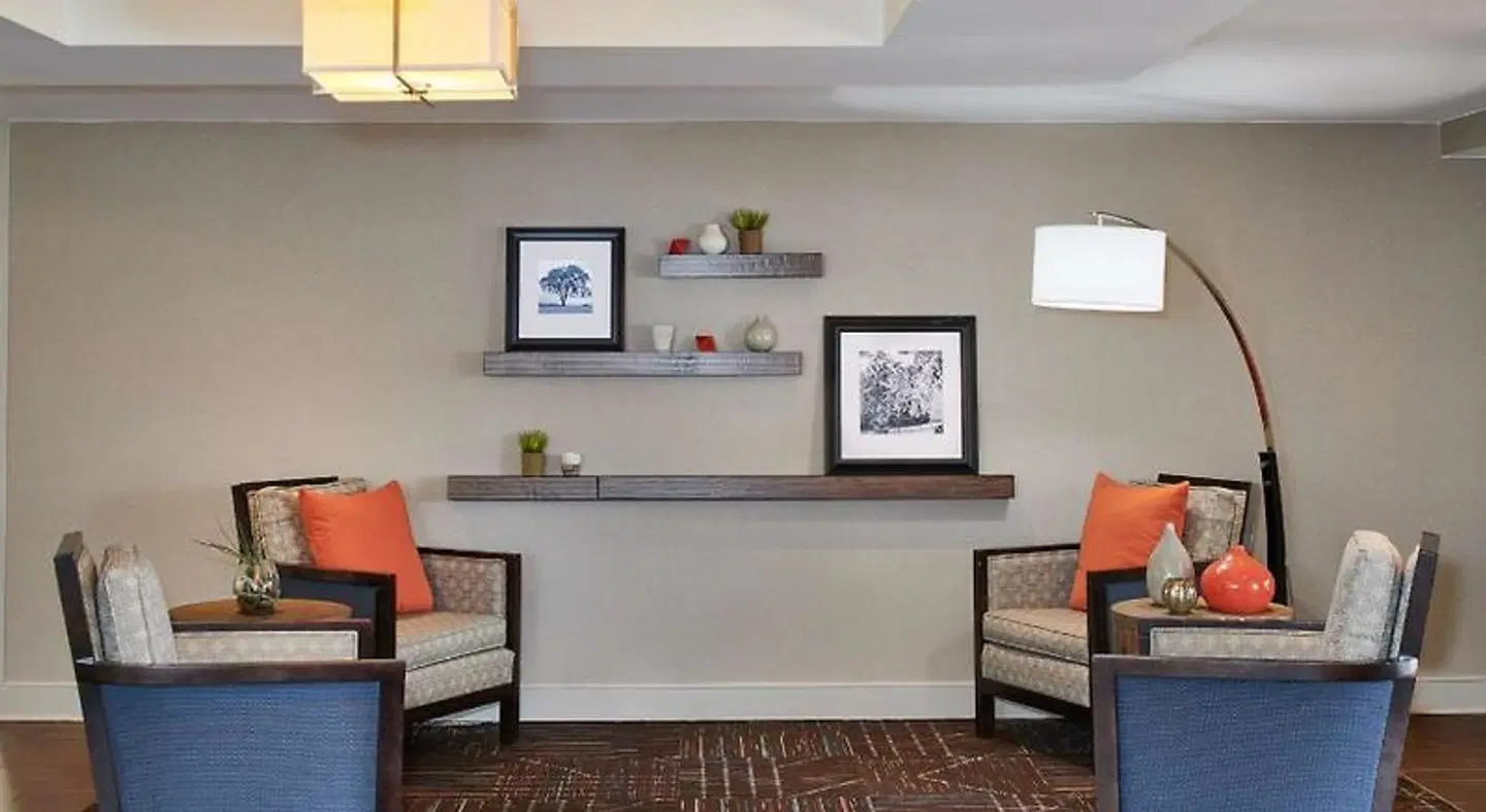 Hampton Inn & Suites Chapel Hill/Durham LOUNGE_LOBBY