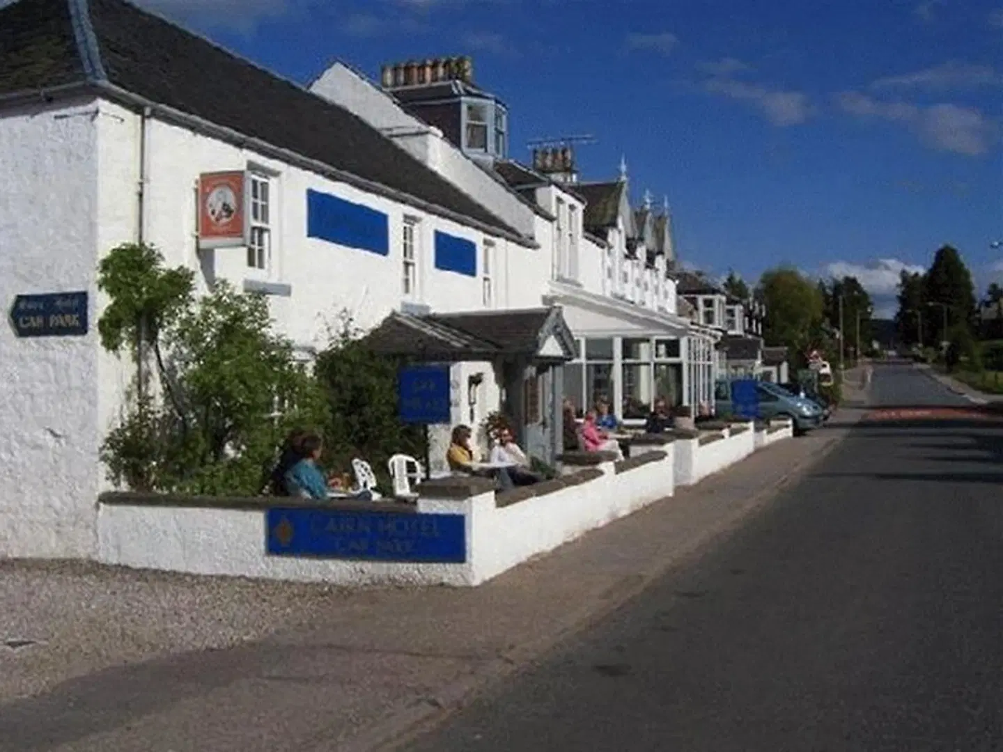Cairn Hotel - Inn EXTERIOR