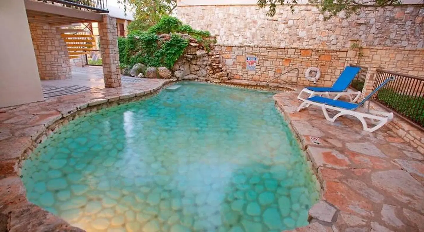Inn of the Hills Hotel and Conference Center HEALTH_BEAUTY
