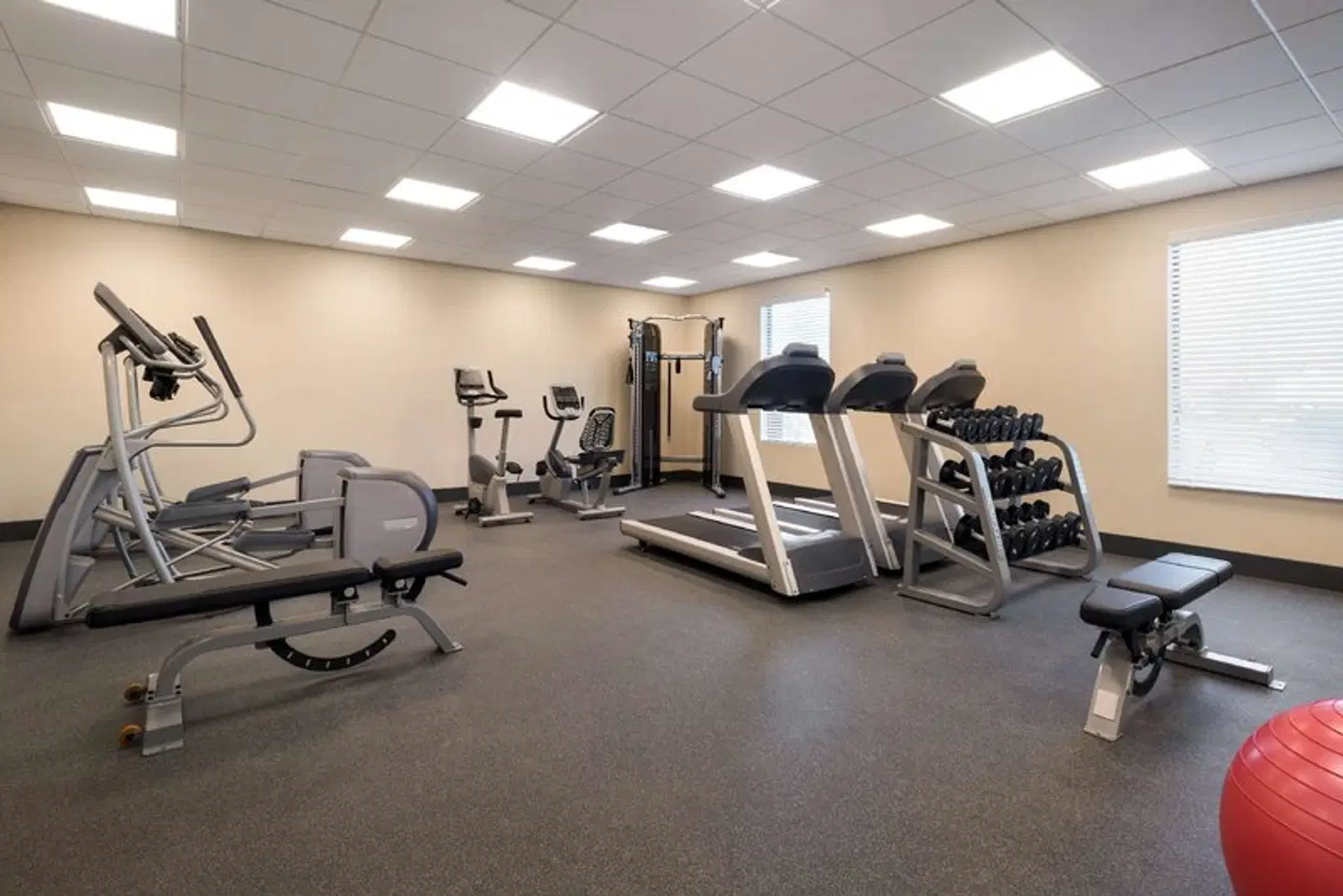 Hampton Inn Elko SPORTS_AND_LEISURE