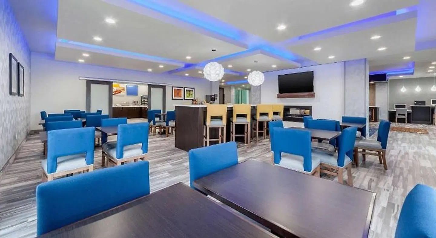 Comfort Inn & Suites Oklahoma City South I-35 Bar