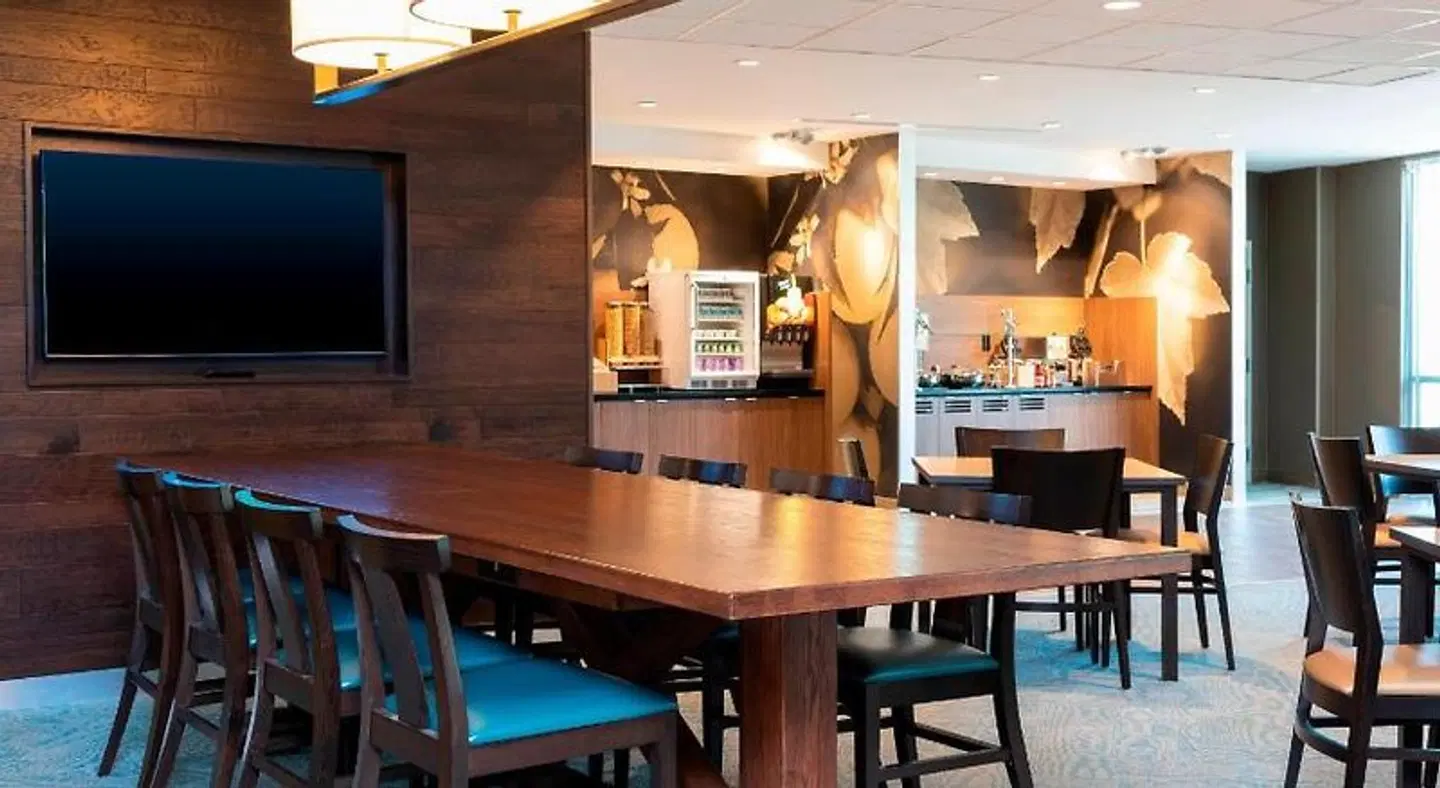 Fairfield by Marriott Inn & Suites Indianapolis Carmel Bar