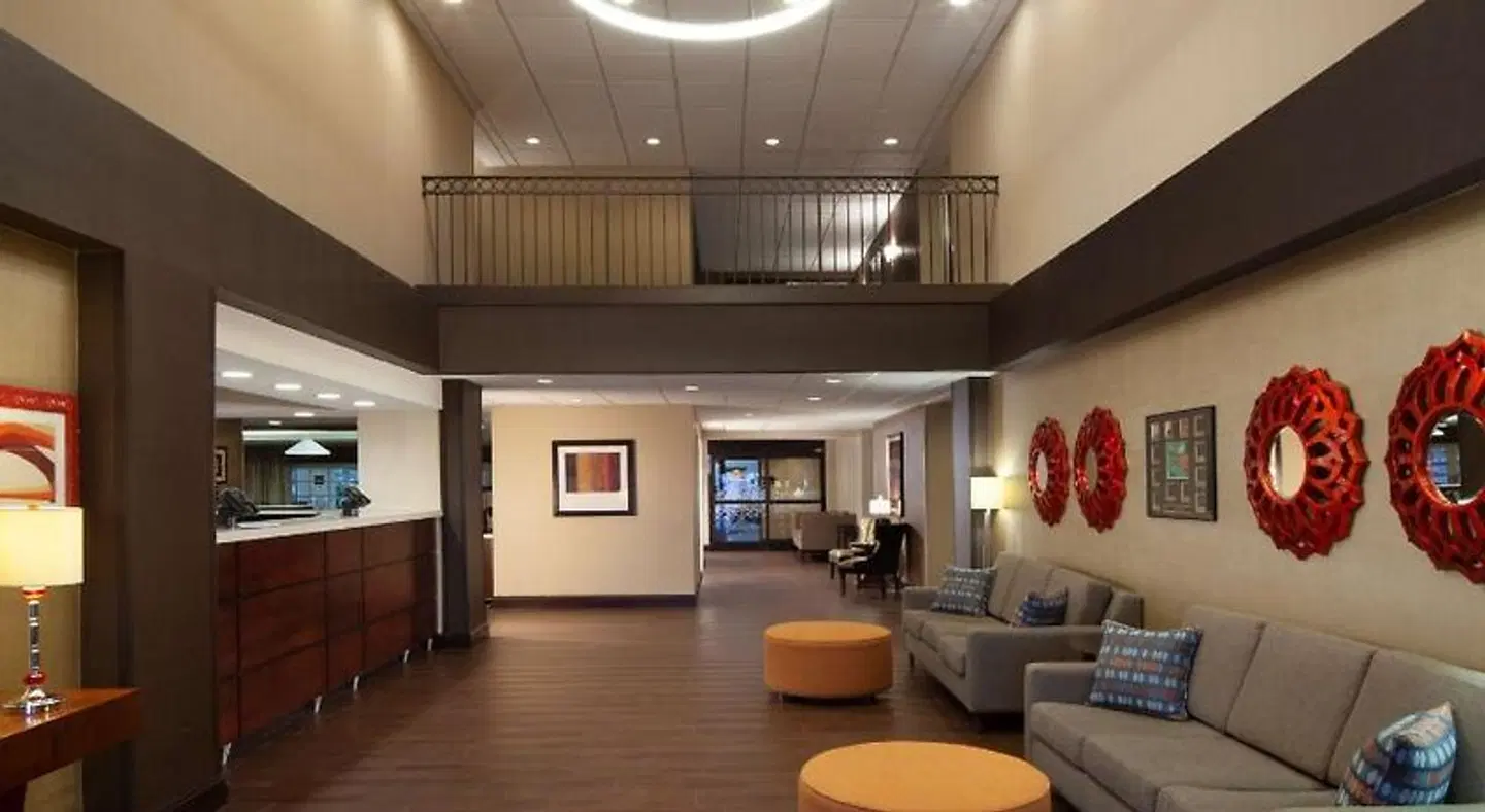 Hampton Inn Charleston Southridge LOUNGE_LOBBY