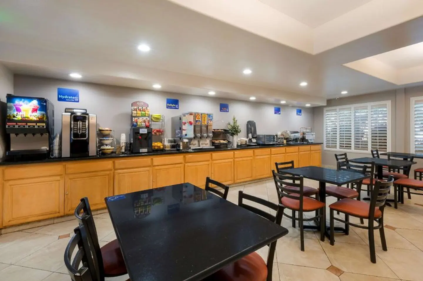 Best Western Lanai Garden Inn & Suites LOUNGE_LOBBY