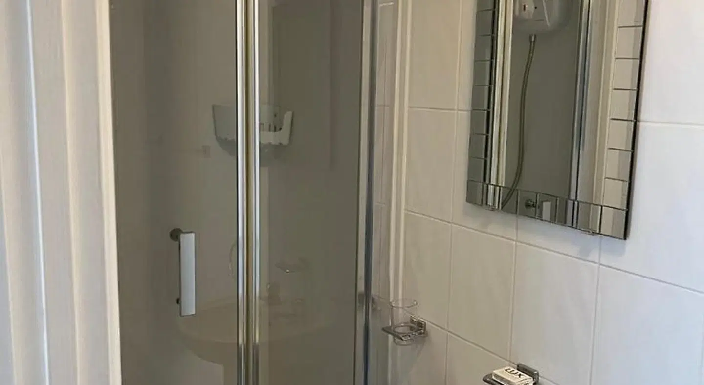 Cunard Guest House Badezimmer