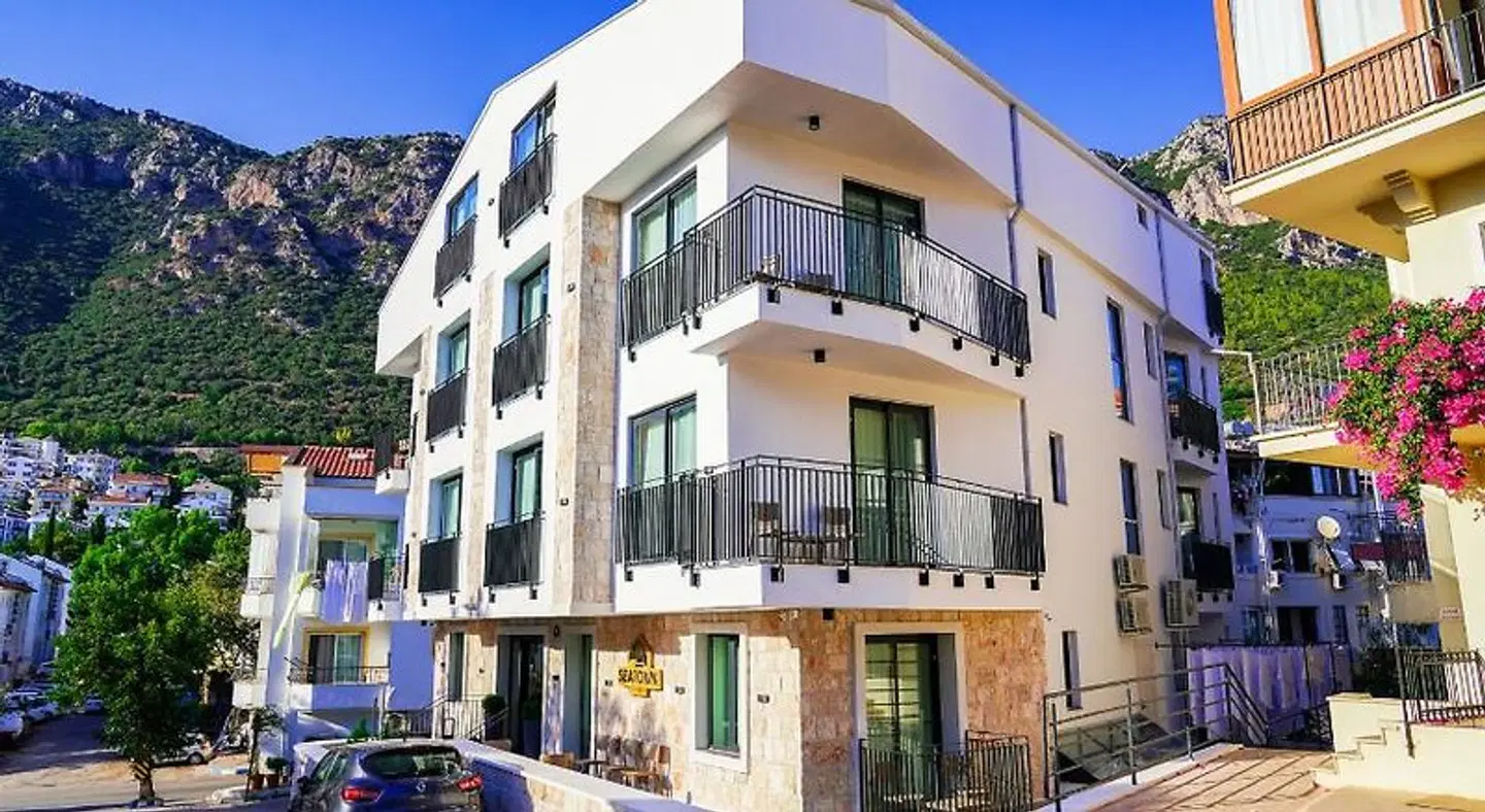 Seatown Hotel EXTERIOR