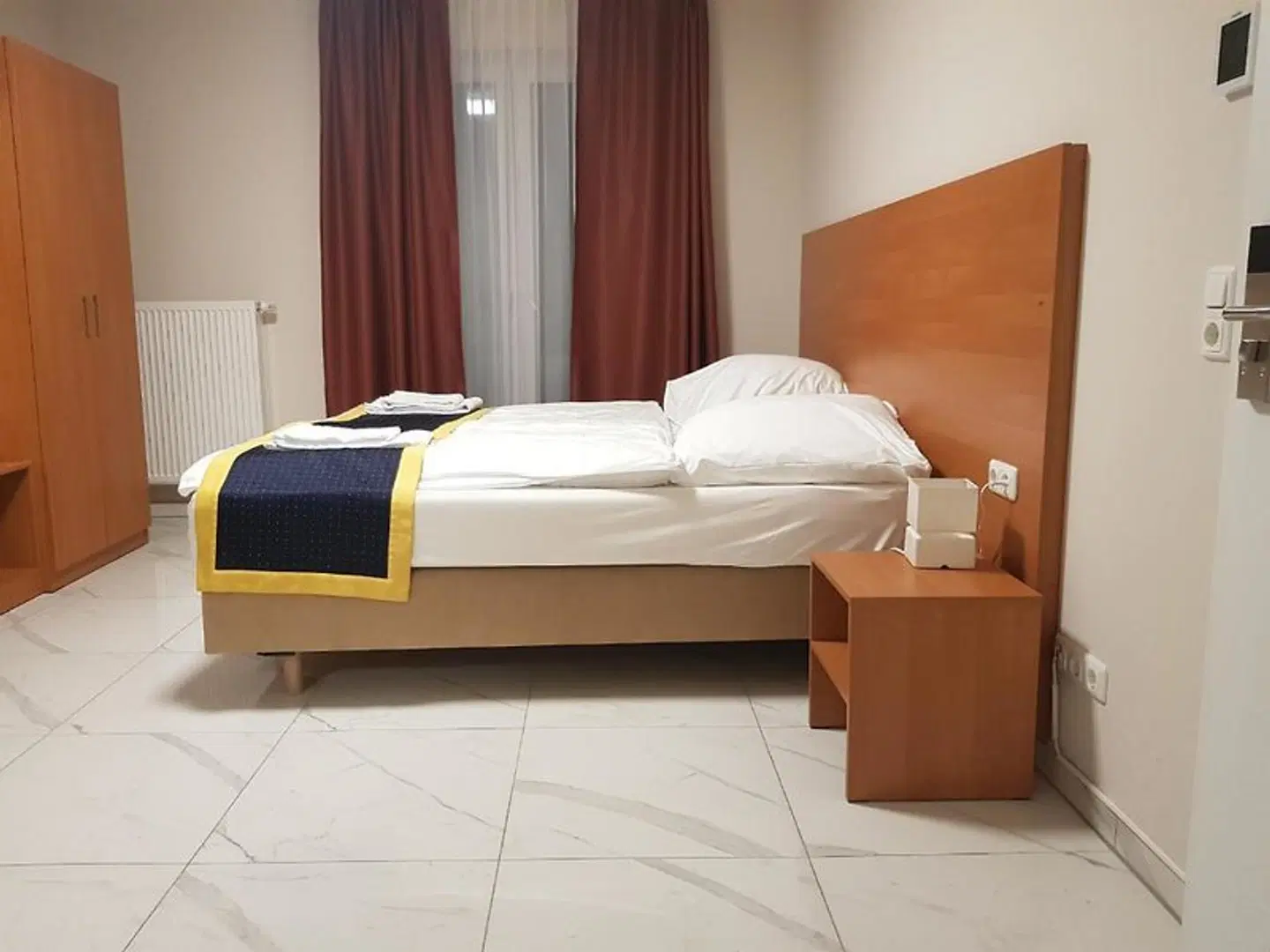 Hotel Emiliana am Bahnhof ROOM_EXAMPLE