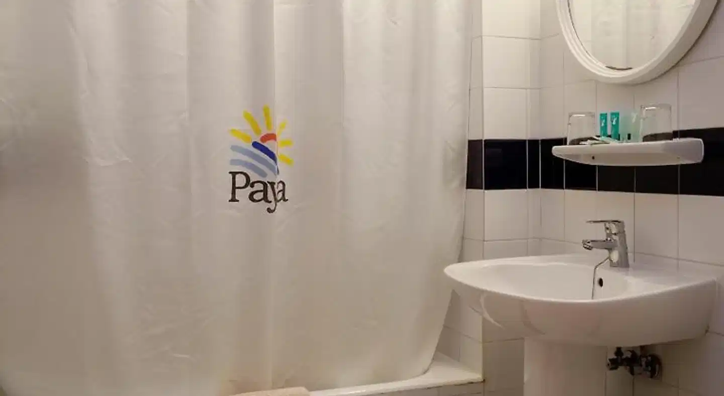 Paya Portu Saler Badezimmer
