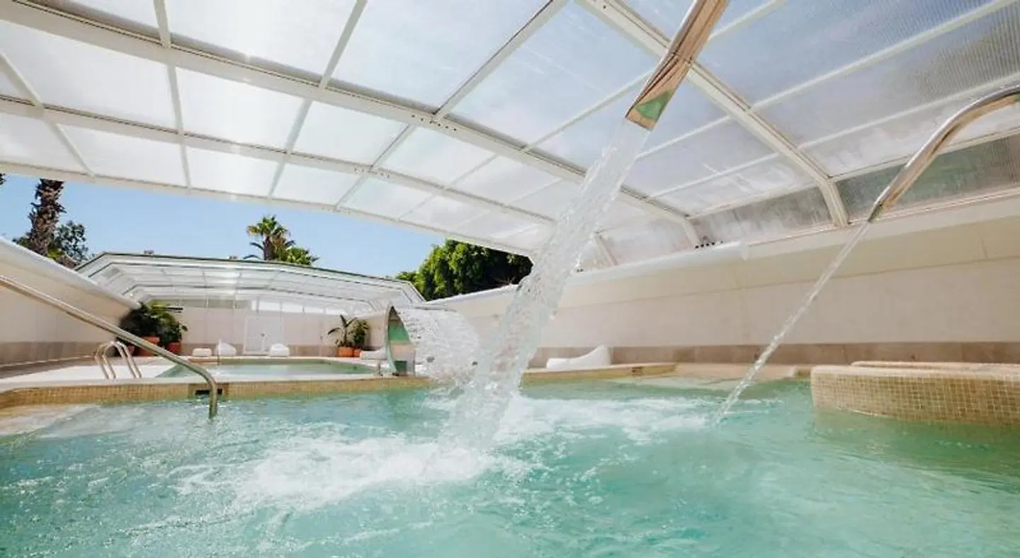 Alannia Guardamar Resort Hallenbad