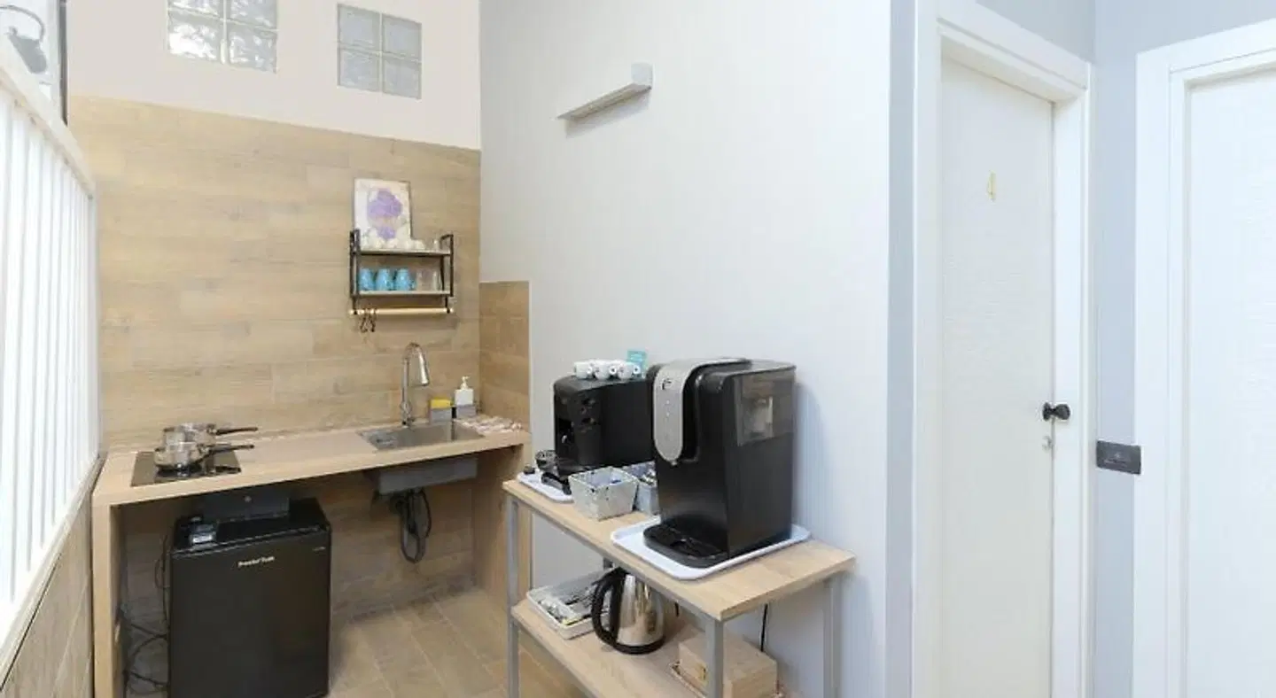Comfort Rooms ROOM_EXAMPLE