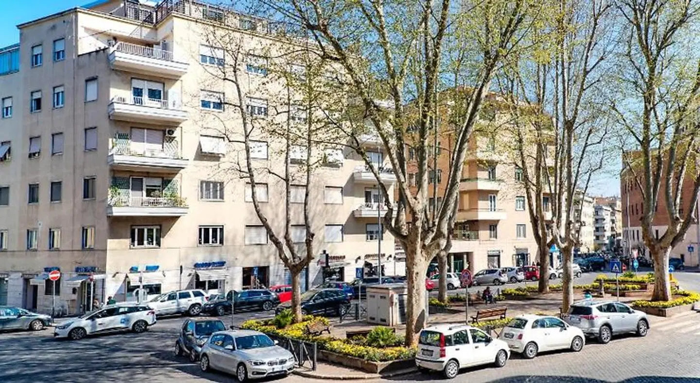 Comfort Rooms EXTERIOR