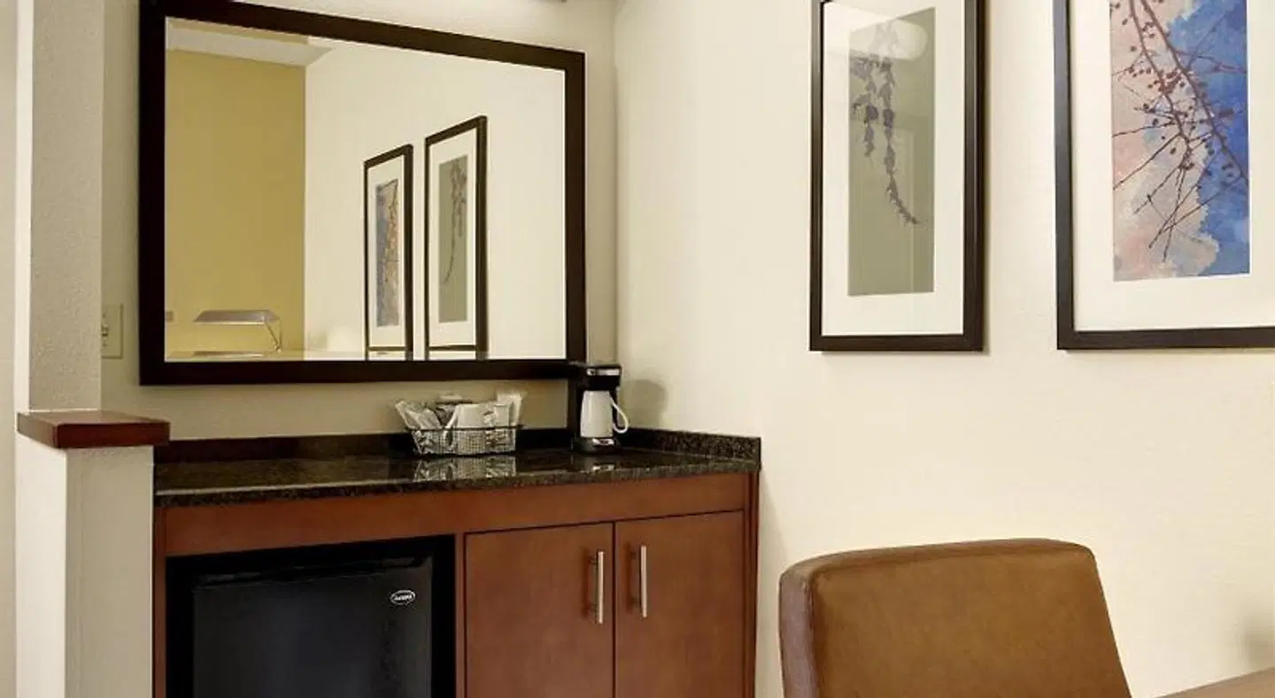Hyatt Place Bethlehem ROOM_EXAMPLE