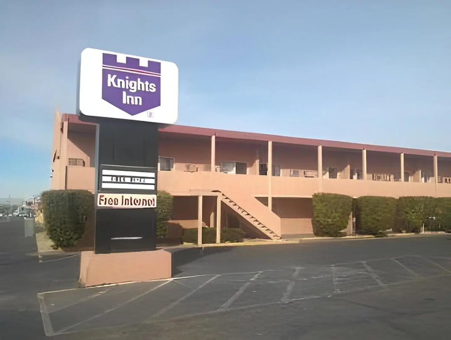 Knights Inn Page EXTERIOR