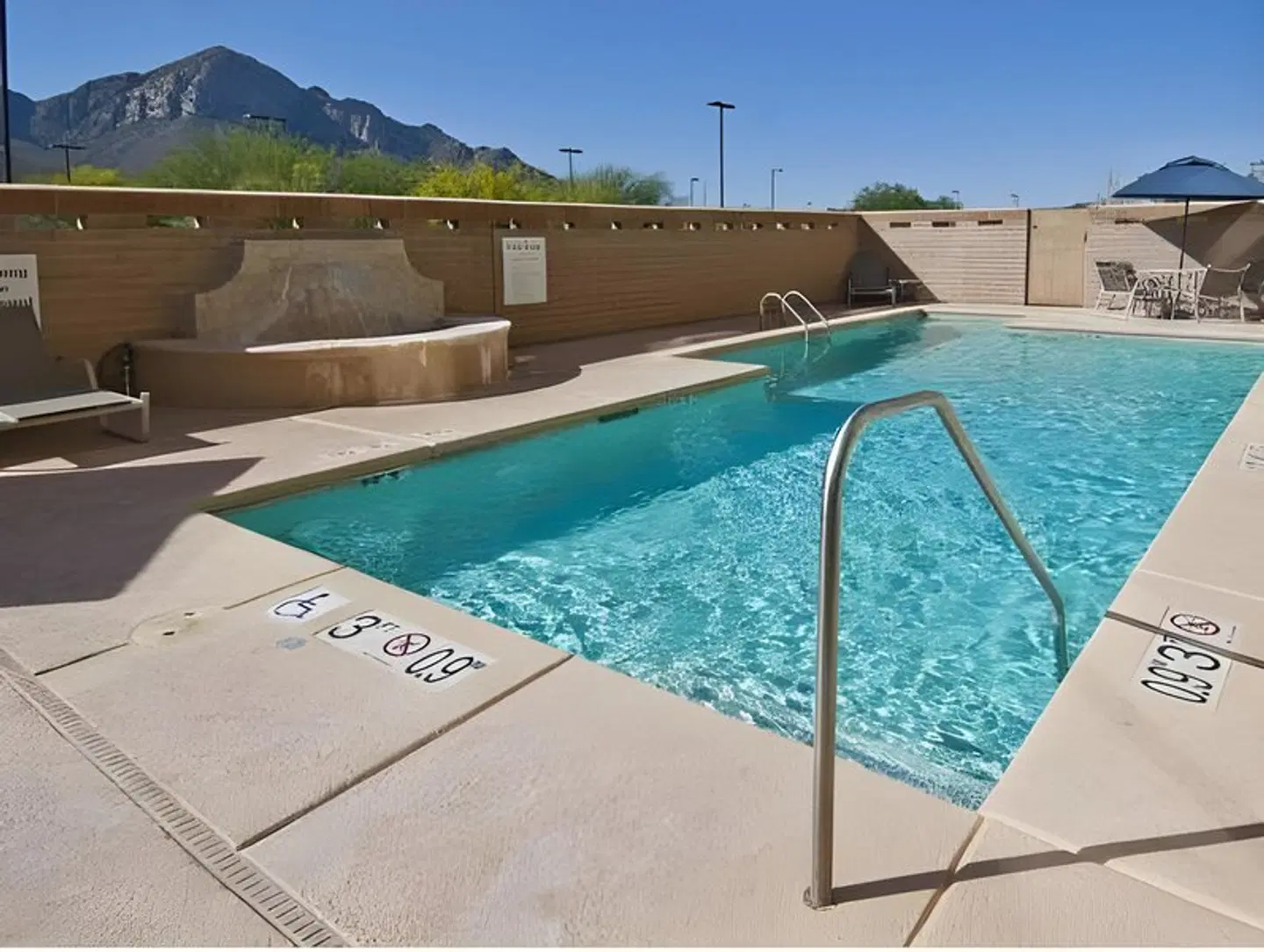 Holiday Inn Express & Suites Oro Valley-Tucson North by IHG OUTDOOR_POOL