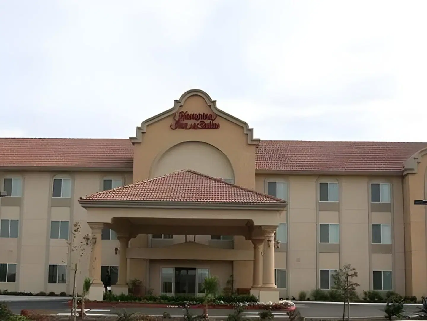 Hampton Inn & Suites Woodland-Sacramento Area EXTERIOR