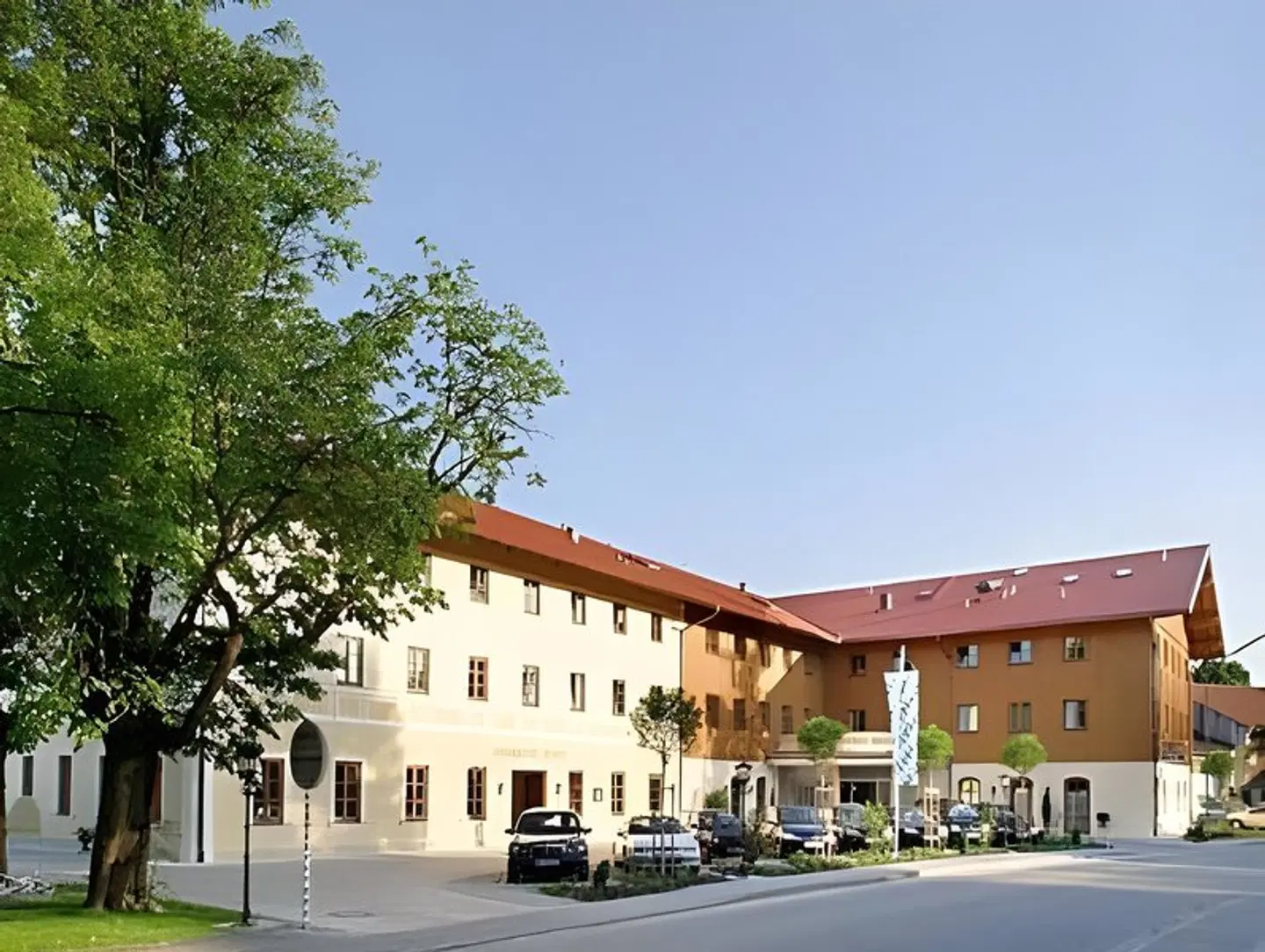 Altwirt EXTERIOR