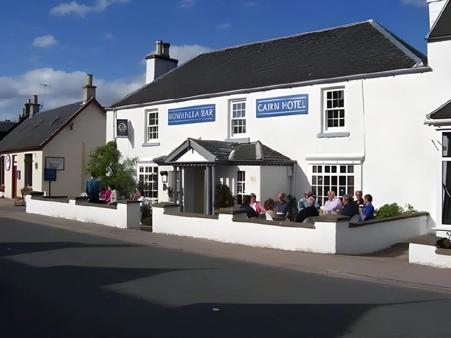 Cairn Hotel - Inn EXTERIOR